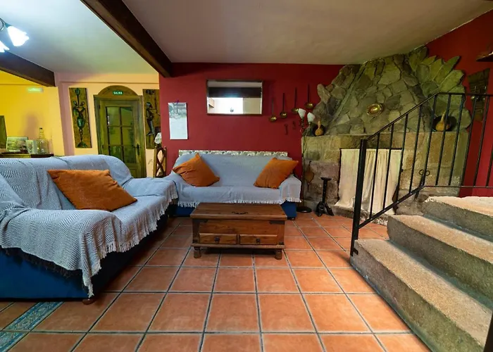 Ciudad De Verdeoliva Segura de Toro